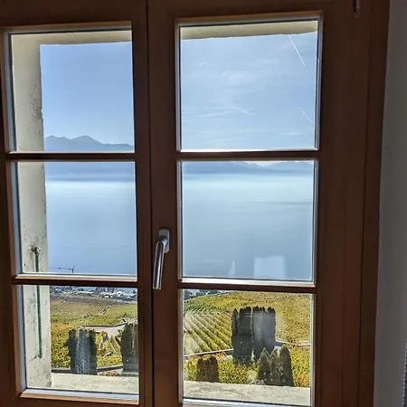 Domaine De La Crausaz