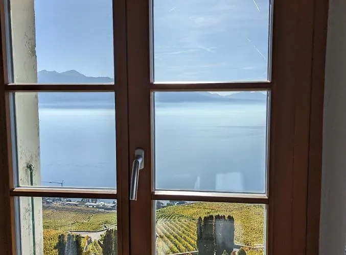 Domaine De La Crausaz